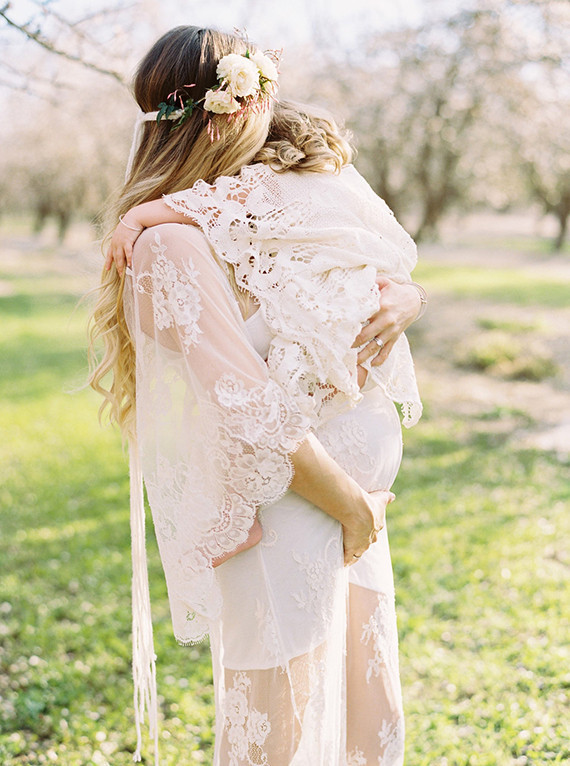 Mother-daughter maternity photos