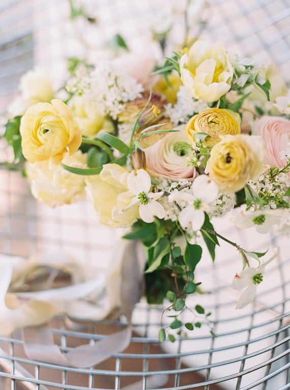 Yellow and white bouquet