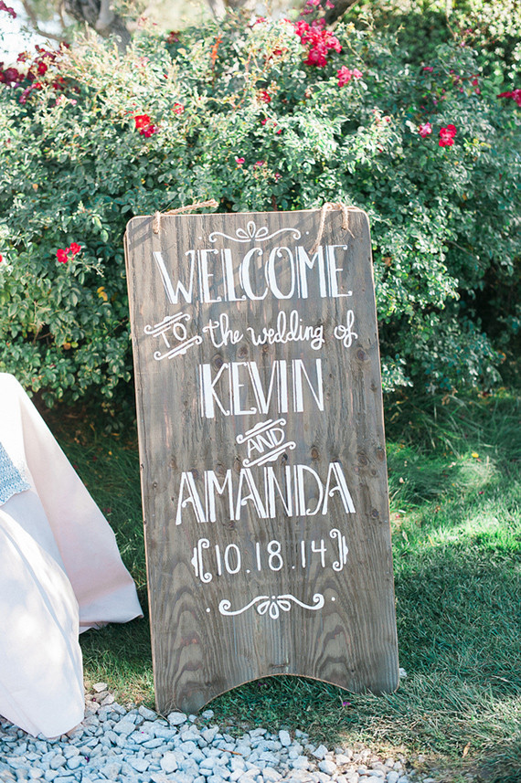 Wooden welcome sign