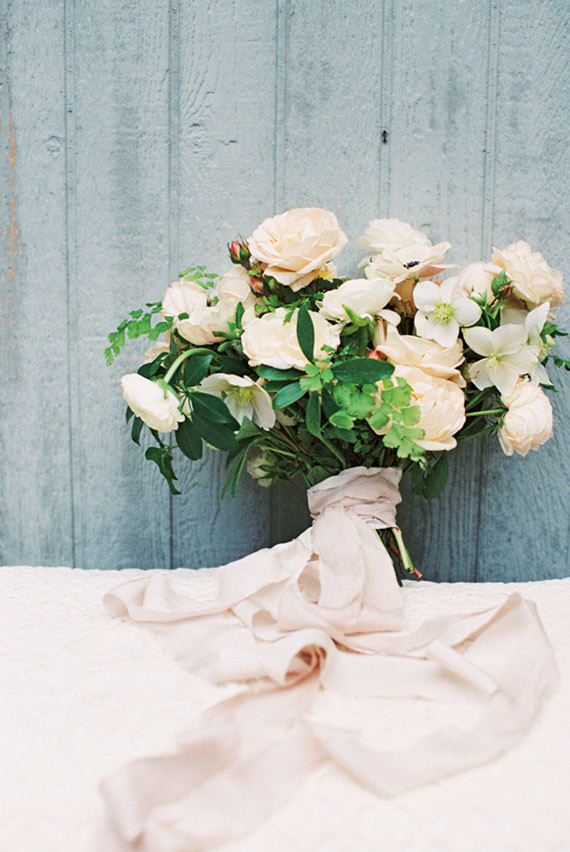 White and blush bouquet