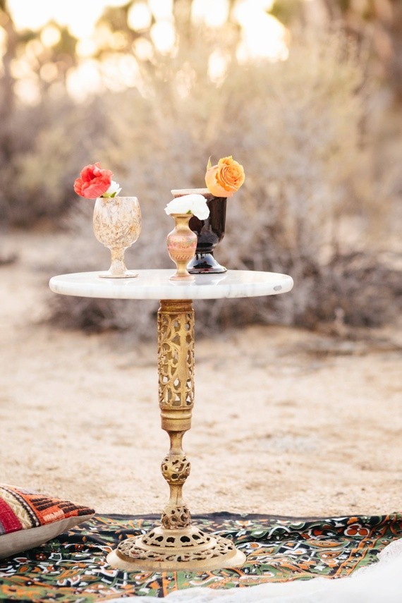 Gold and marble desert table decor