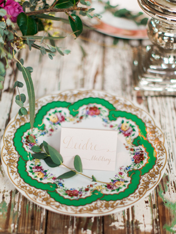 Chic vintage place setting