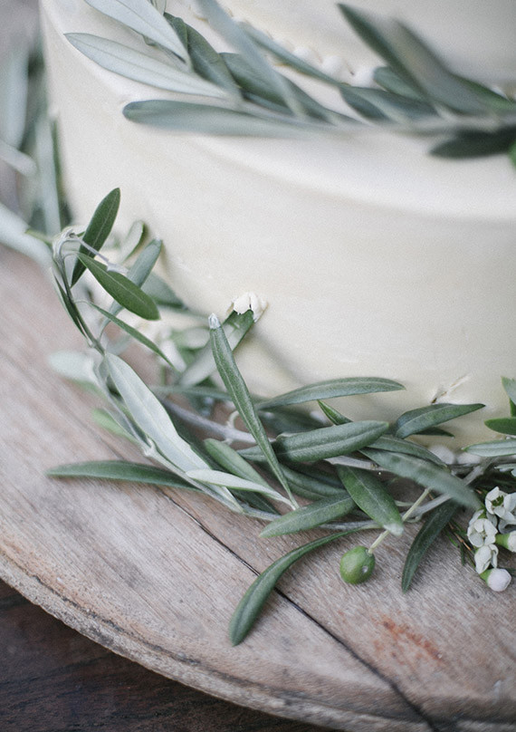 Olive branch cake decorations