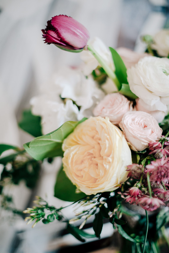 White and pink bridal bouquet