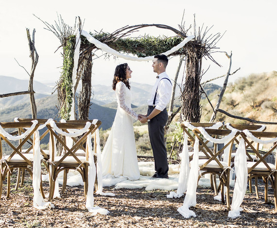 Outdoor California ceremony