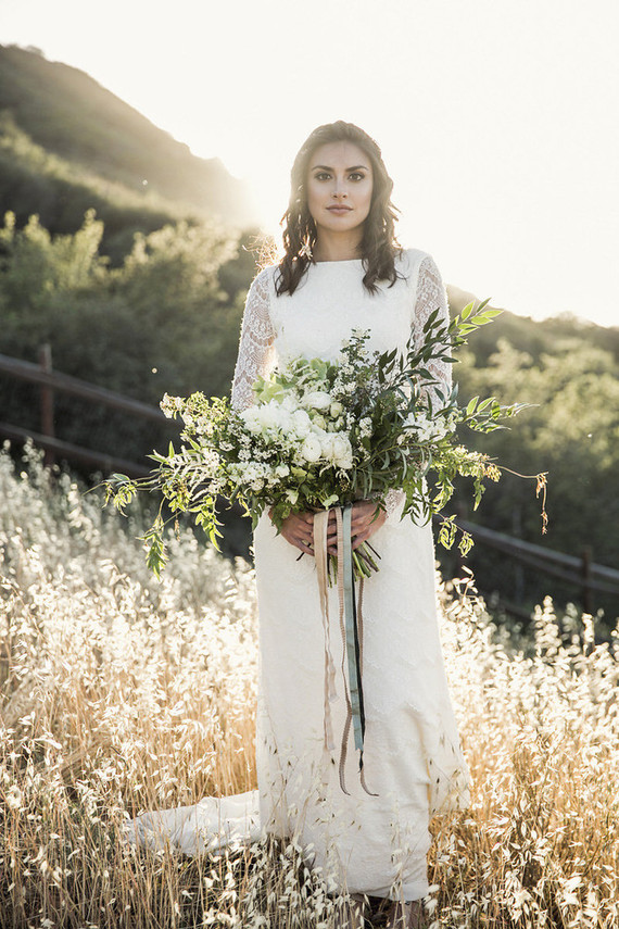 White bridal bouquet