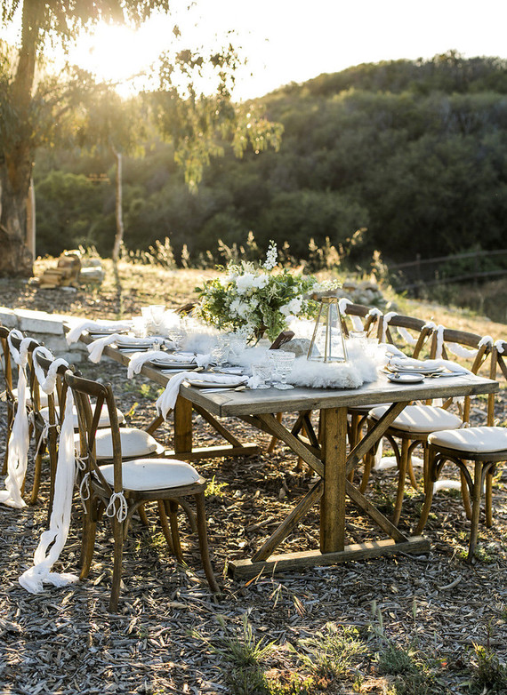 White and gold wedding inspiration