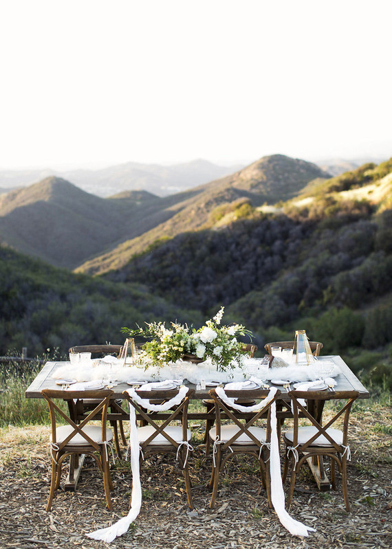 White and gold wedding inspiration