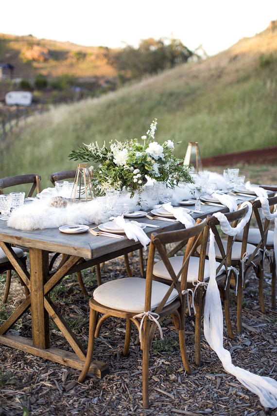 White and gold wedding inspiration