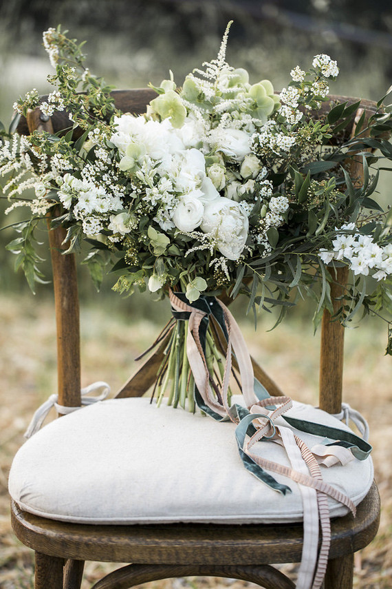 White bouquet