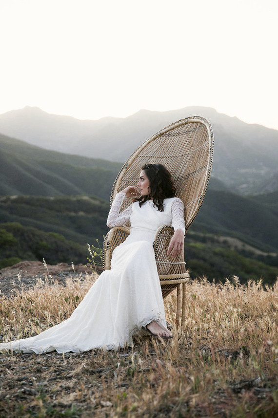 White and gold wedding inspiration