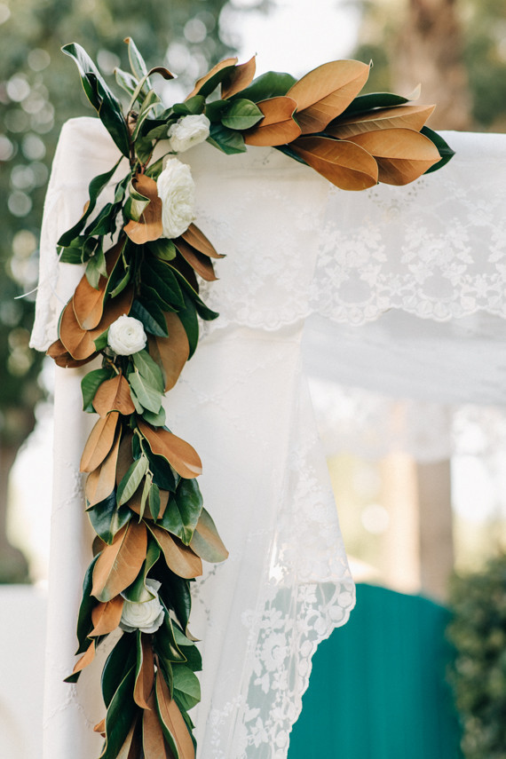 Magnolia leaf garland