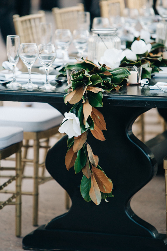 Magnolia leaf table garland Inspiration