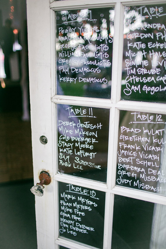 Escort window with calligraphy