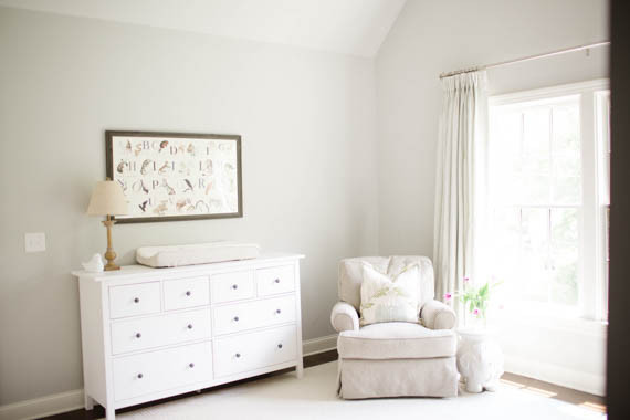 Light airy newborn photos