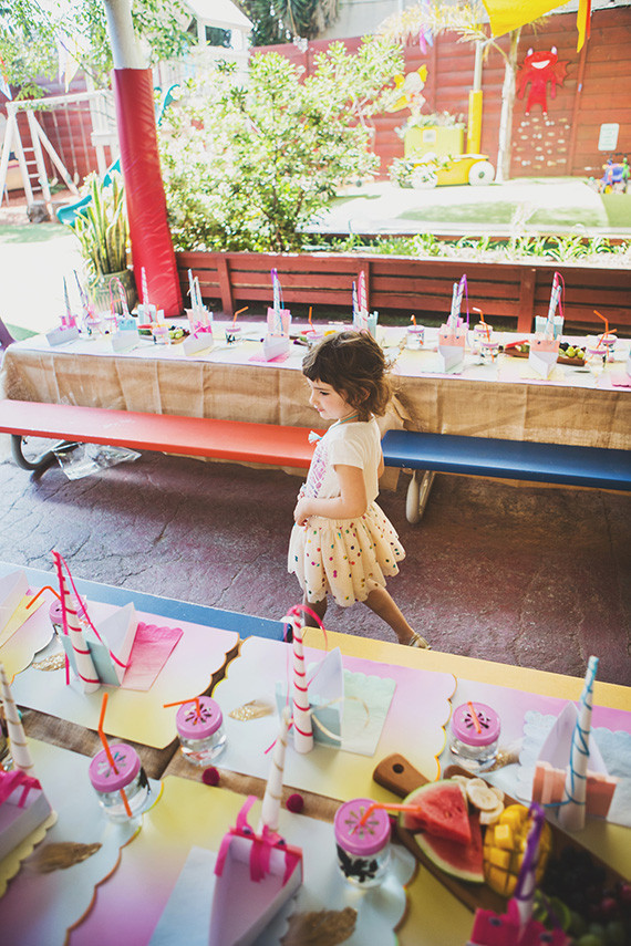 Unicorn 4th Birthday by HomethrownLA Inspiration