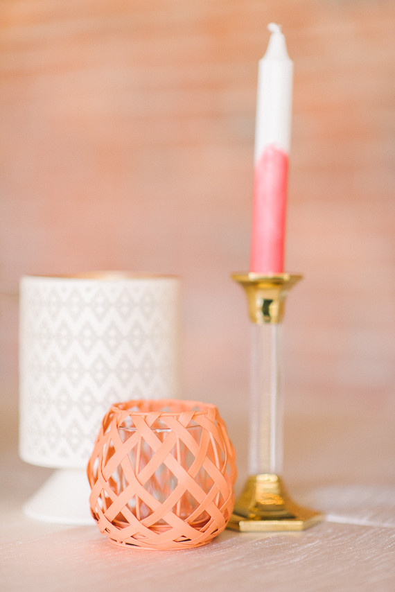 Dip dyed candle