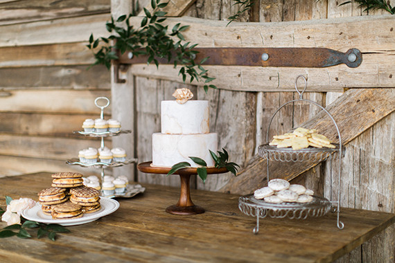 Dessert bar
