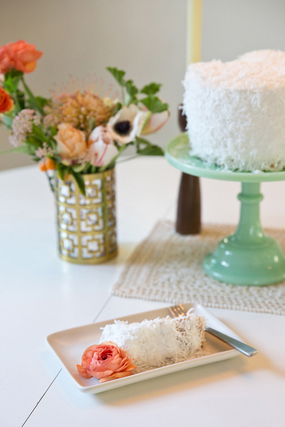 Midcentury modern cake mint green stand