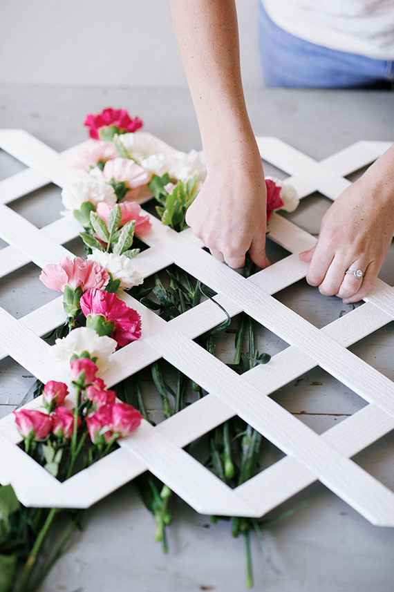 DIY Mother's Day flower sign