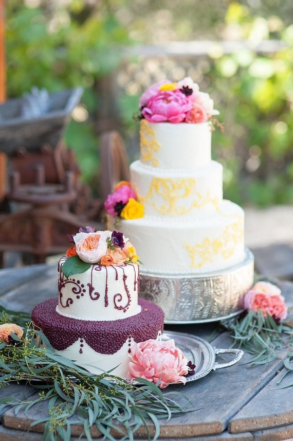Floral wedding cakes