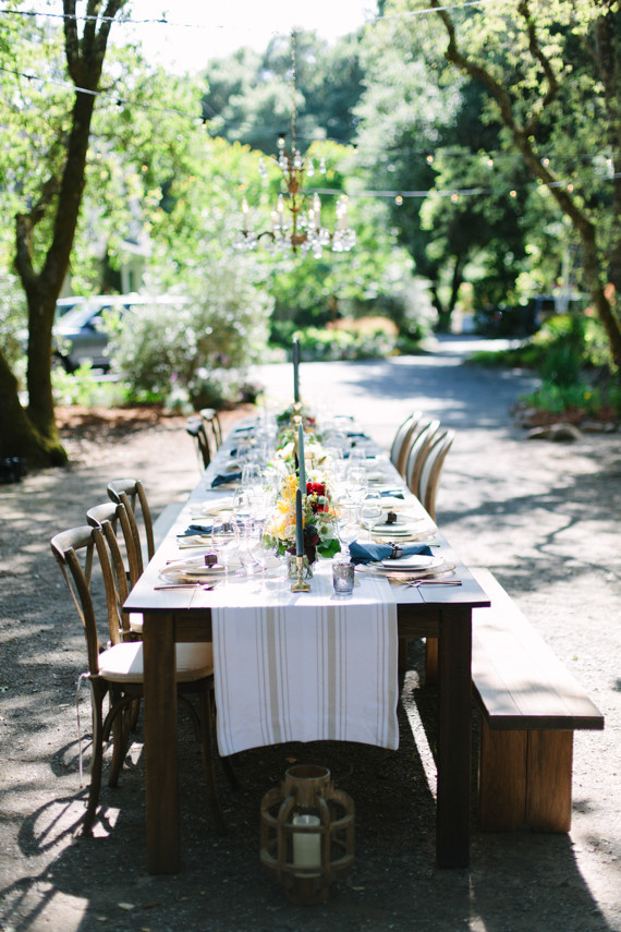Outdoor wedding tablescape