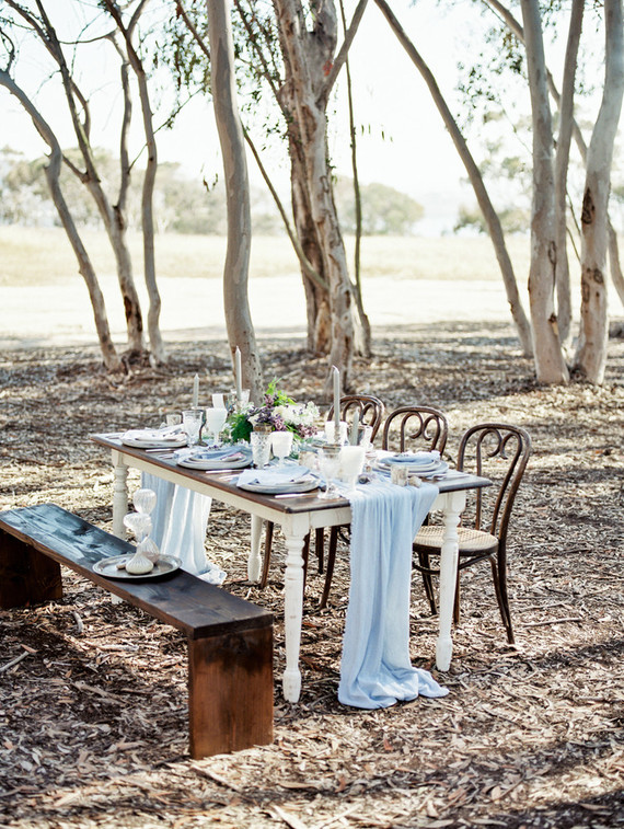 Outdoor wedding tablescape