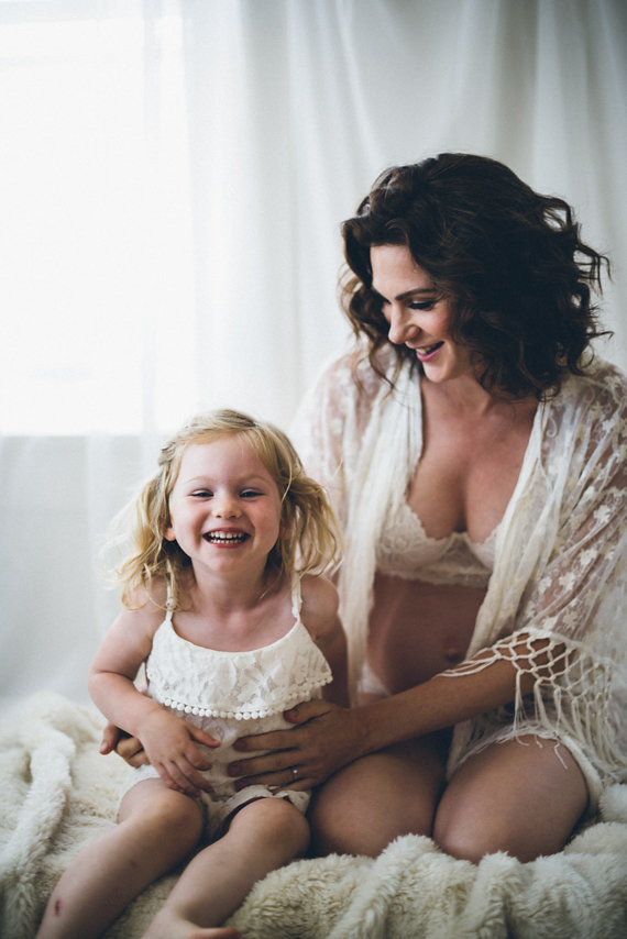Mother-daughter maternity photos