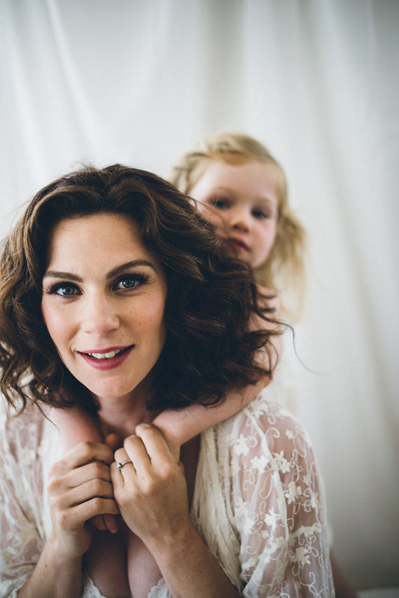 Mother-daughter maternity photos