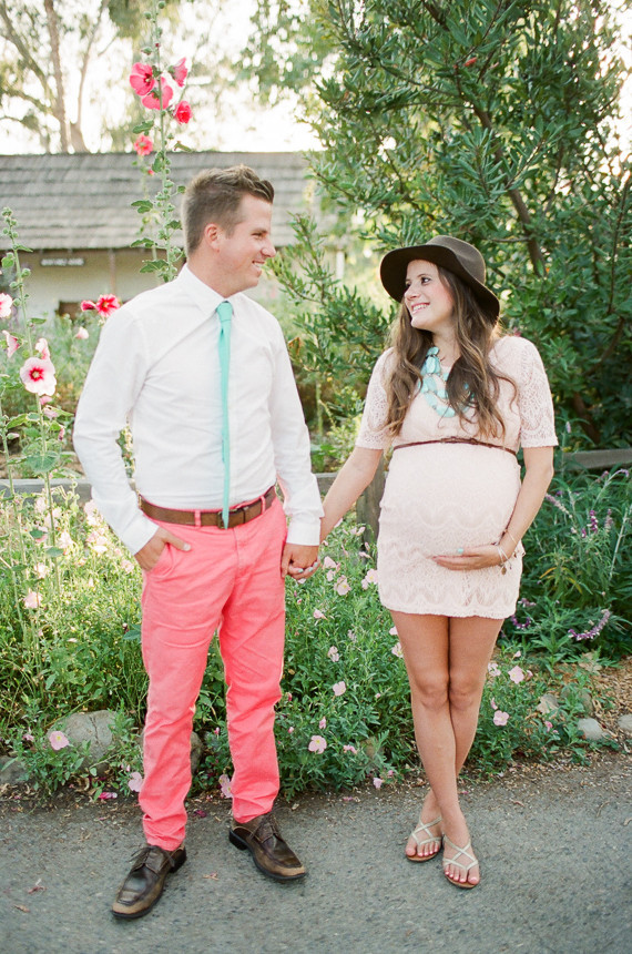 Triplet maternity photos