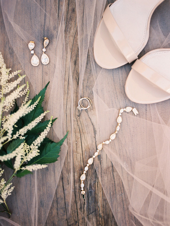 Bridal accessories