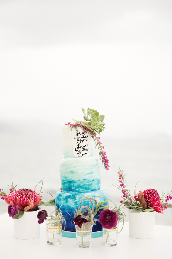 Tropical wedding cake