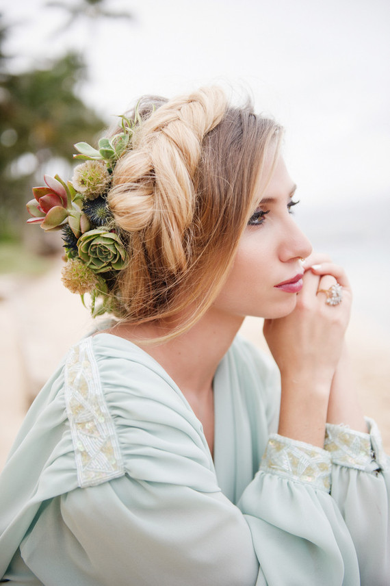 Tropical bridal floral hairstyle