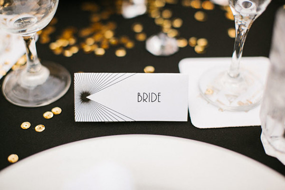Modern escort card