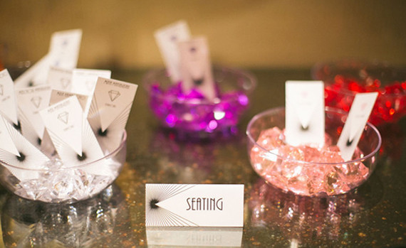 Modern escort card display