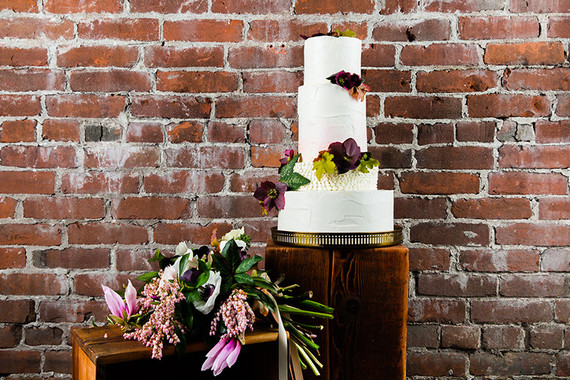 Floral wedding cake