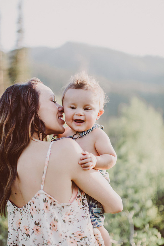 Mother-son photos in Utah by Kandice Breinholt Photography