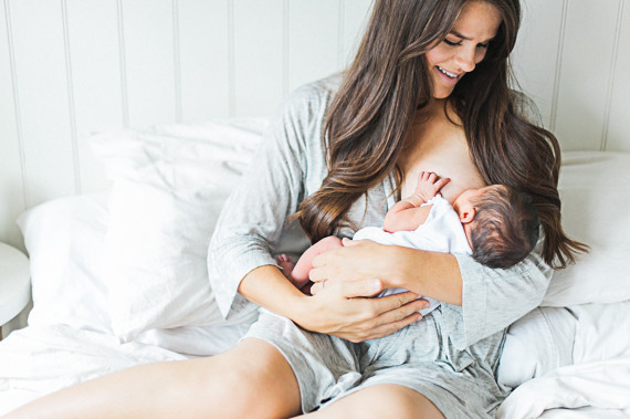 Lifestyle newborn photos by Brandi Welles Inspiration