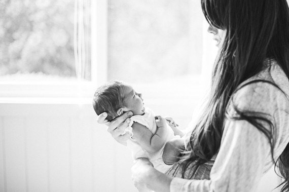 Lifestyle newborn photos by Brandi Welles