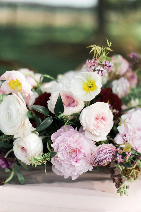 Spring wedding florals
