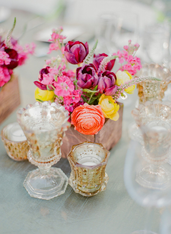 Colorful wedding florals