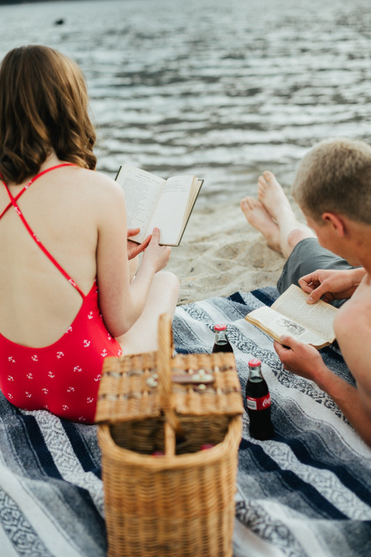 Vancouver lake engagement inspiration