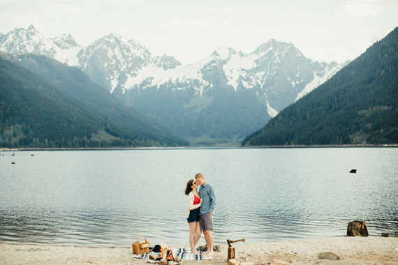 Vancouver lake engagement inspiration