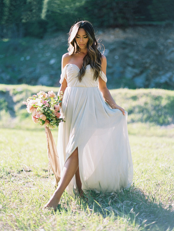 Romantic spring bridal portrait