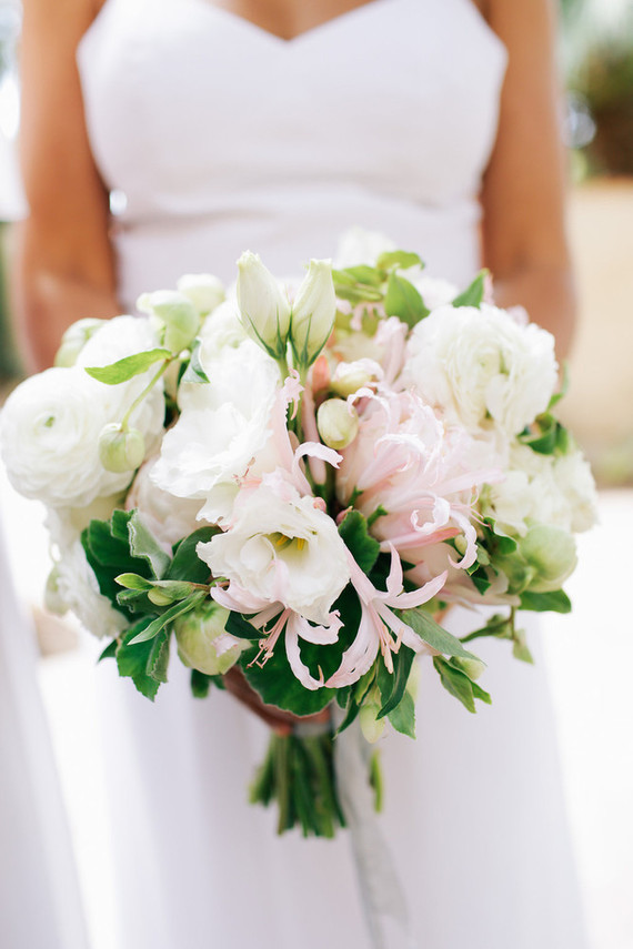 Spring wedding florals