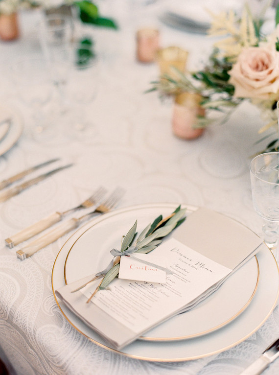 Elegant tablescape