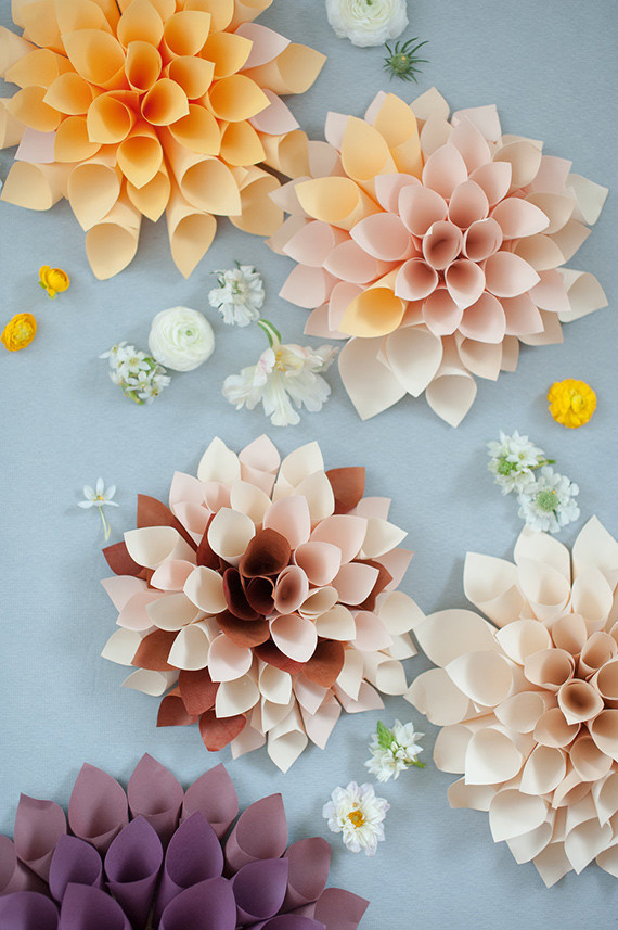 Oversized dahlia paper flower