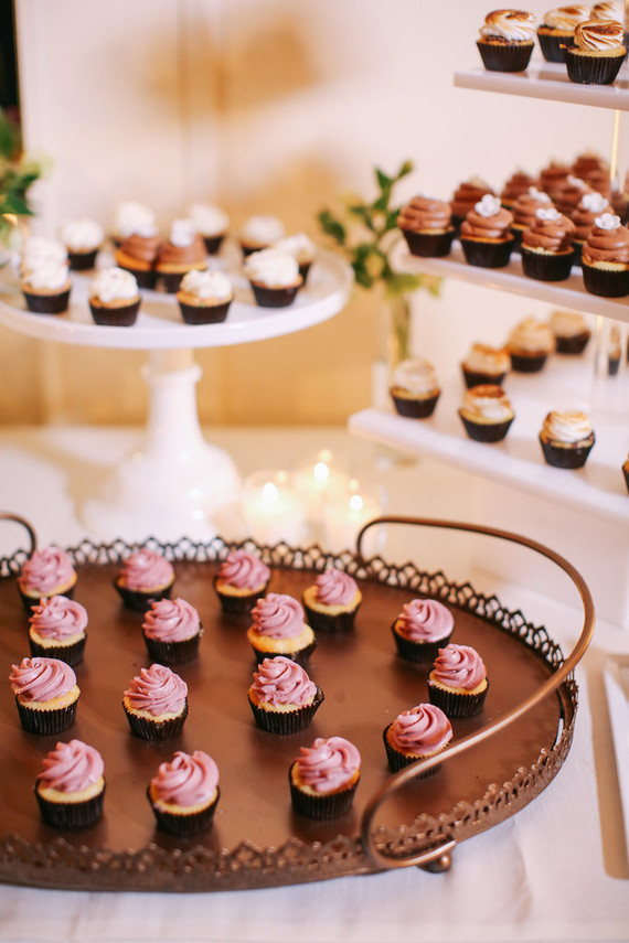 Dessert bar