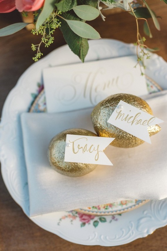 Gold rock escort cards