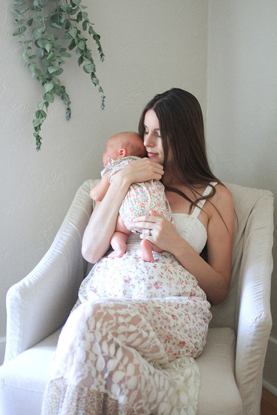 Simple white nursery Inspiration